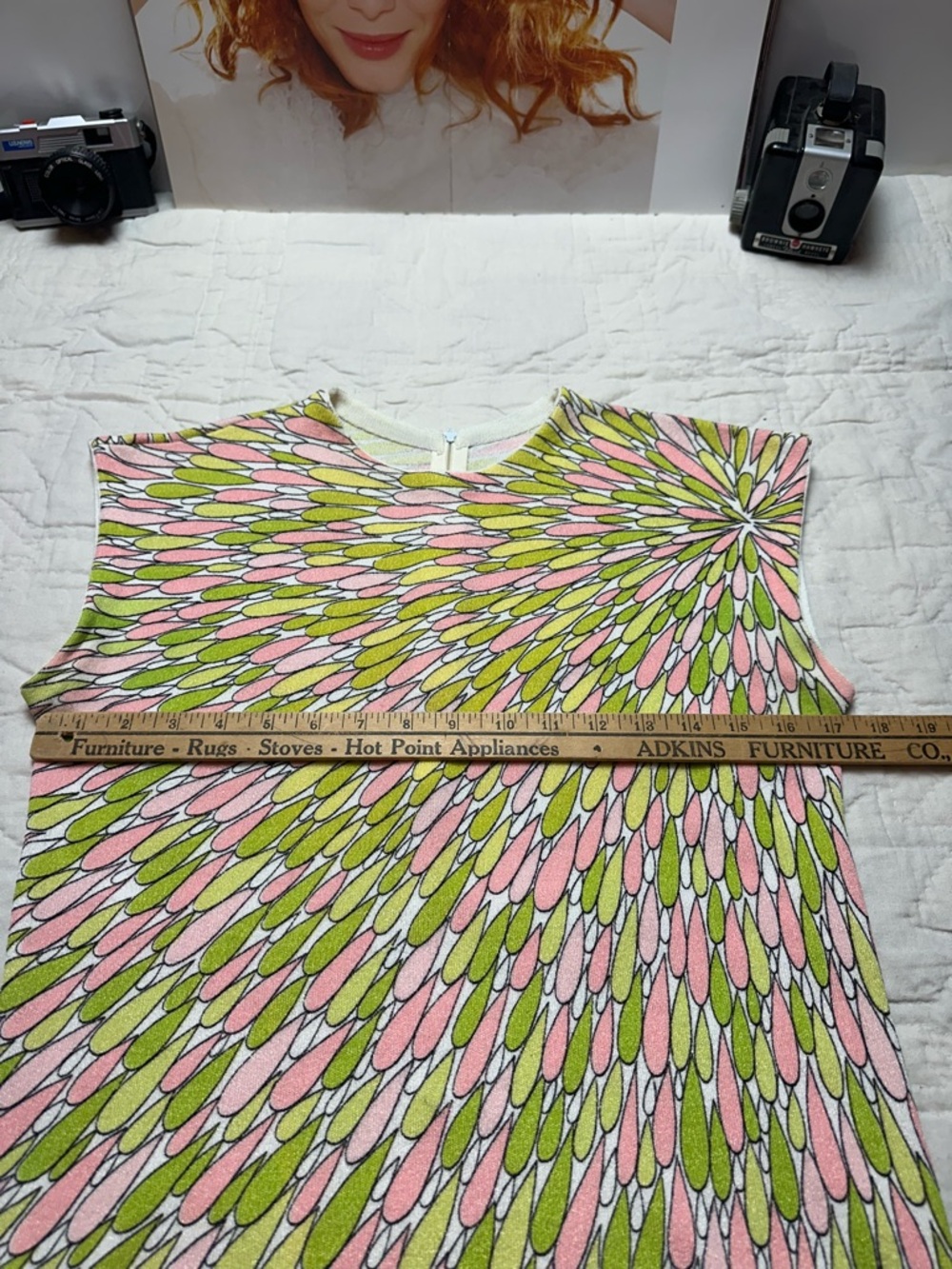 Vintage 60s Mod Petal Print Tank | ILGWU Union Made · Retro Floral Top - Picture 5 of 11